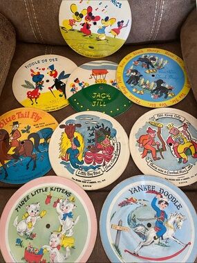 Antique Record Guild of America Cardboard Records 78 rpm Lot of 9